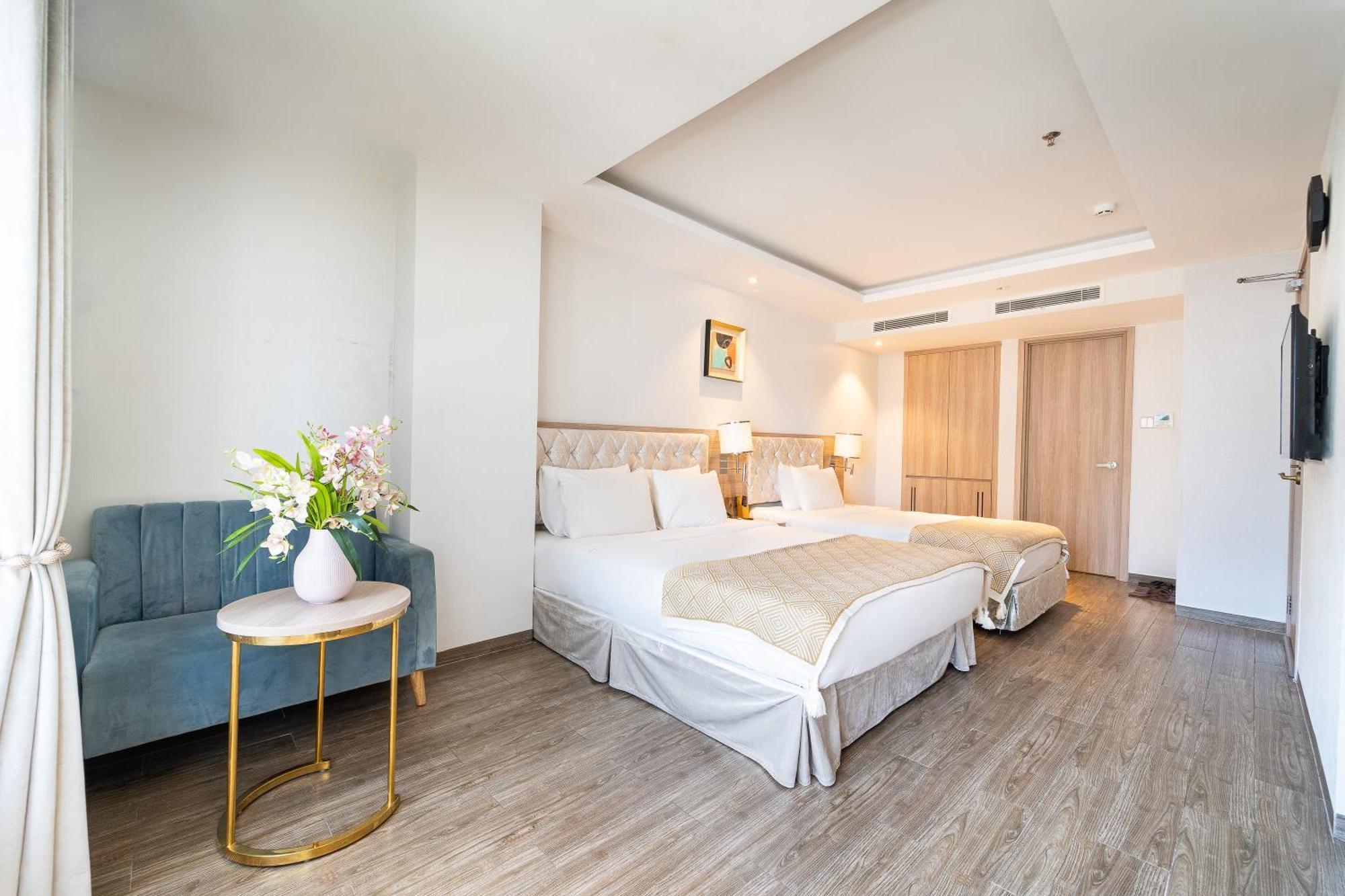 Nicecy Hotel Suites & Spa Хошимин Екстериор снимка