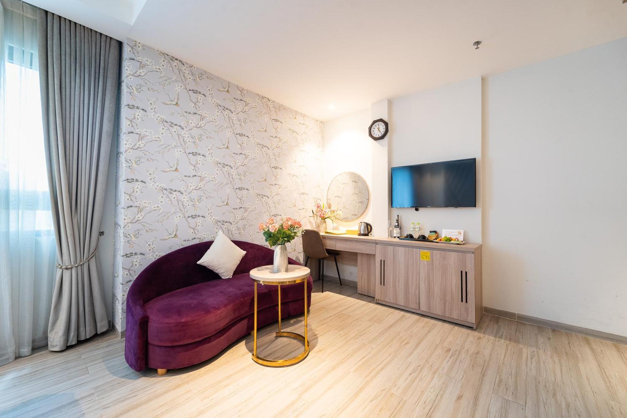 Nicecy Hotel Suites & Spa Хошимин Екстериор снимка