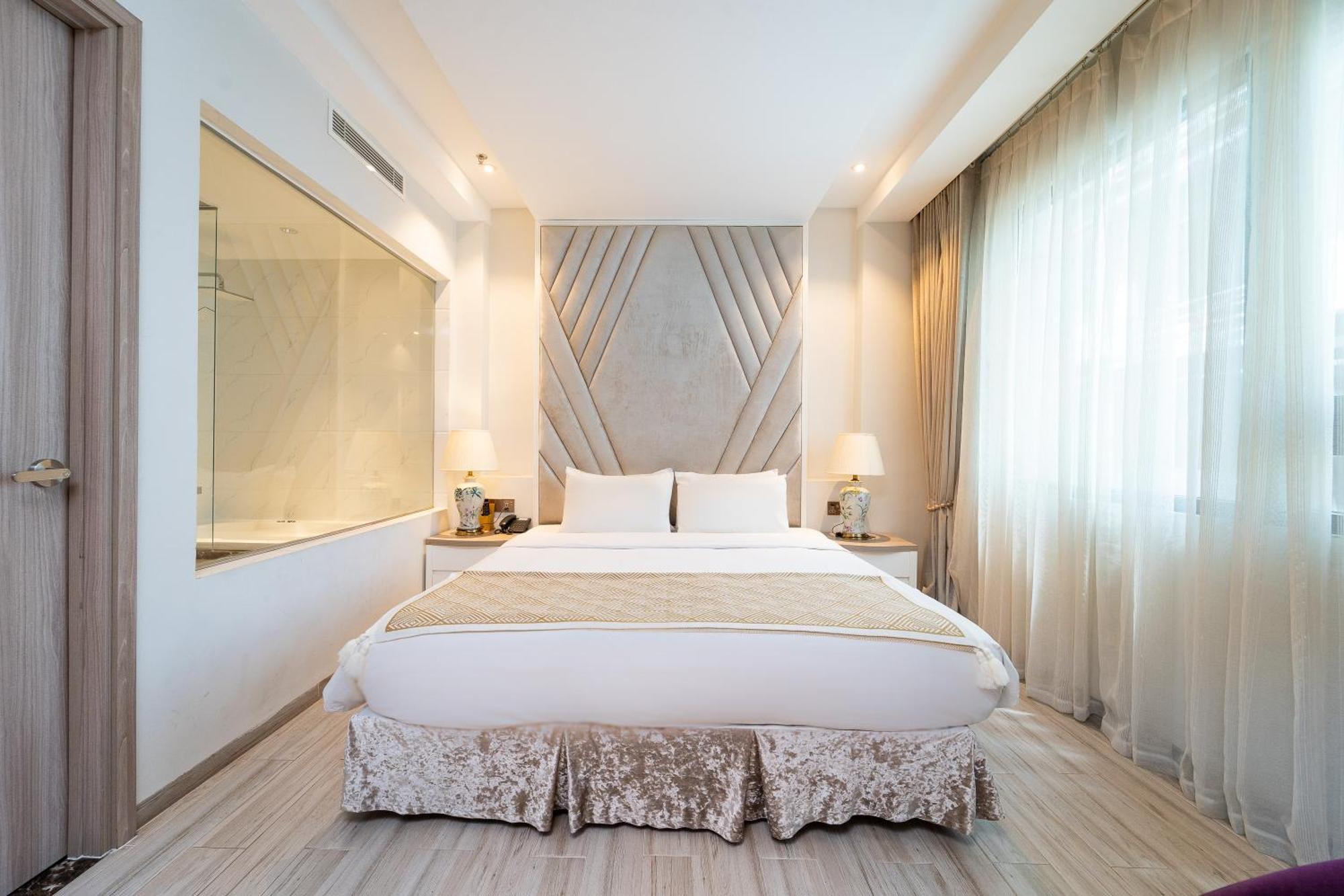 Nicecy Hotel Suites & Spa Хошимин Екстериор снимка