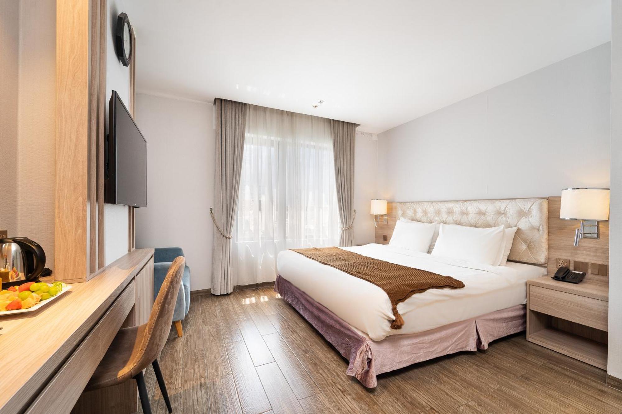 Nicecy Hotel Suites & Spa Хошимин Екстериор снимка