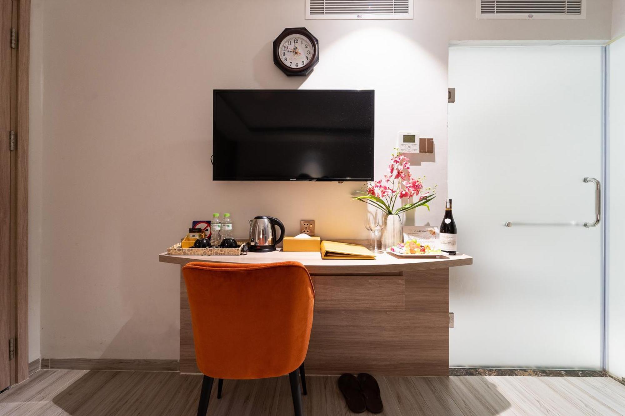 Nicecy Hotel Suites & Spa Хошимин Стая снимка