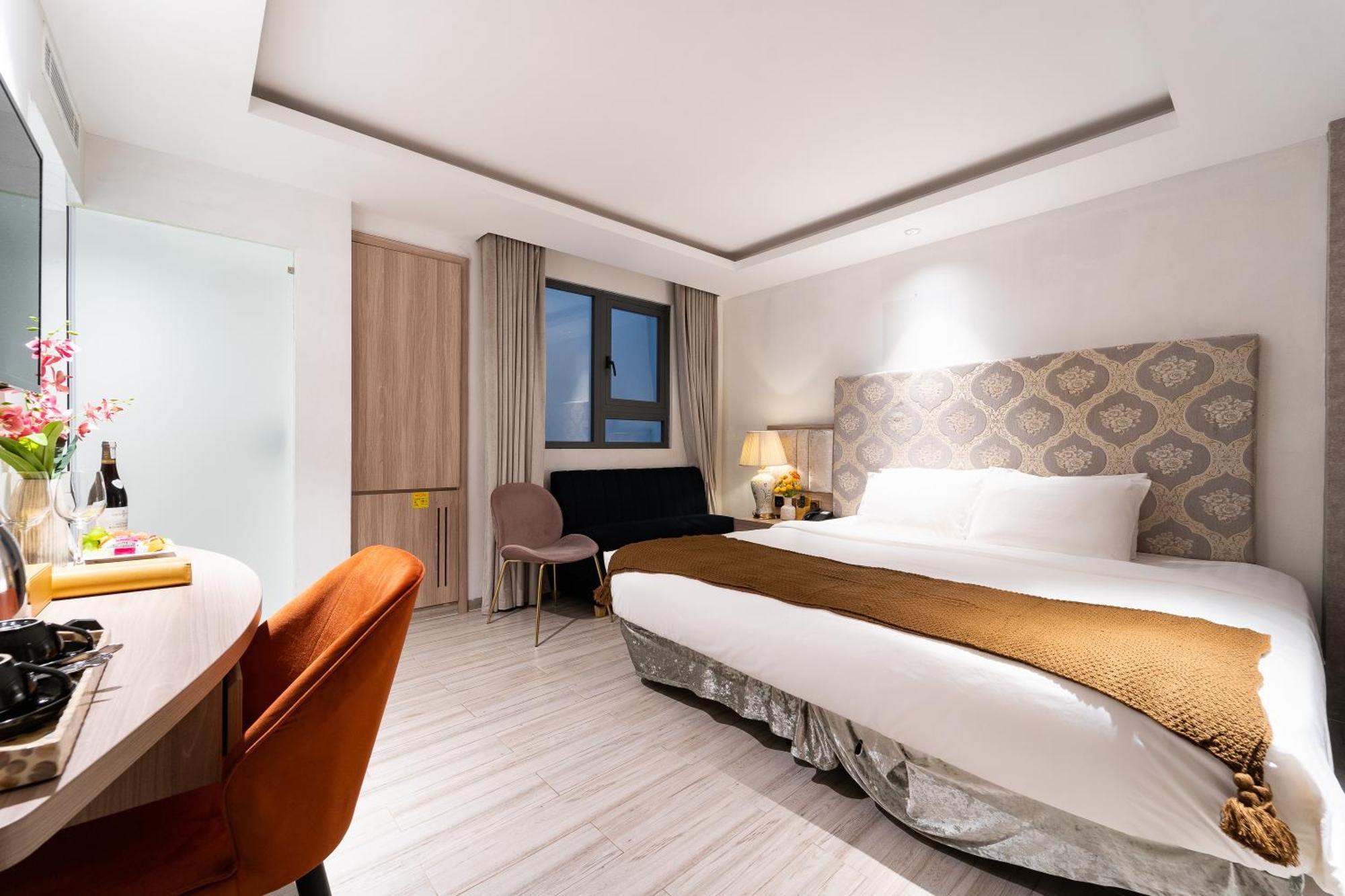 Nicecy Hotel Suites & Spa Хошимин Екстериор снимка
