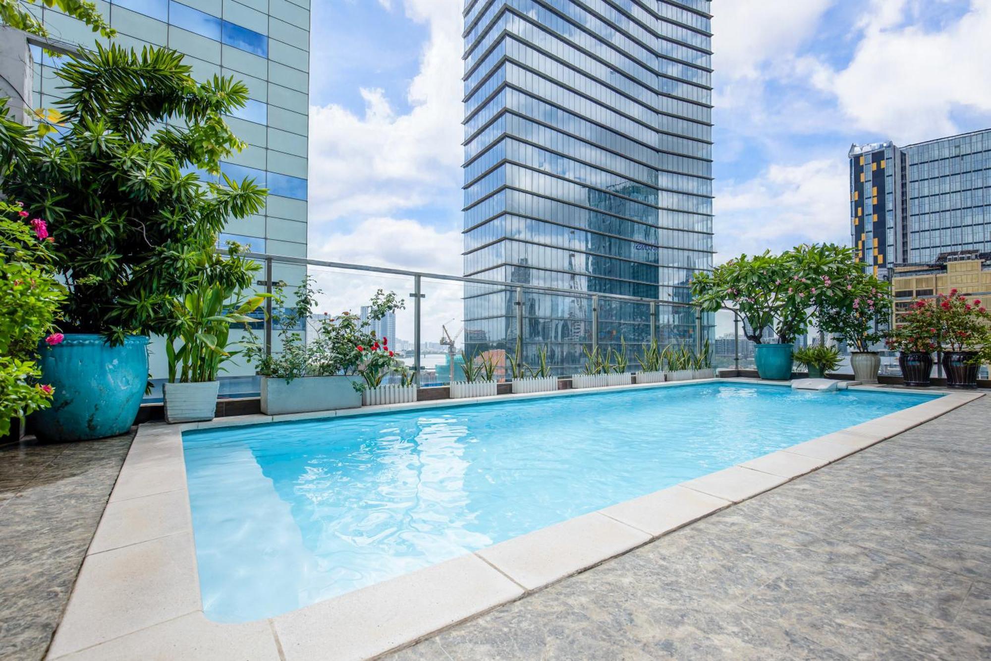 Nicecy Hotel Suites & Spa Хошимин Екстериор снимка
